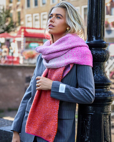 Long winter scarf Dreamy|Bright Pink Orange